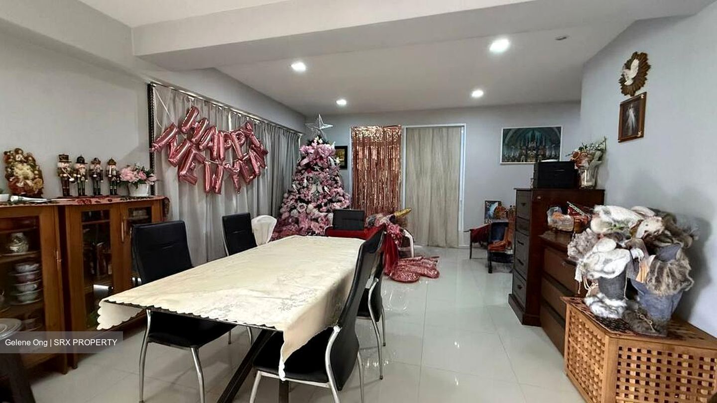 Blk 135 Pasir Ris Street 11 (Pasir Ris), HDB Executive #520766261